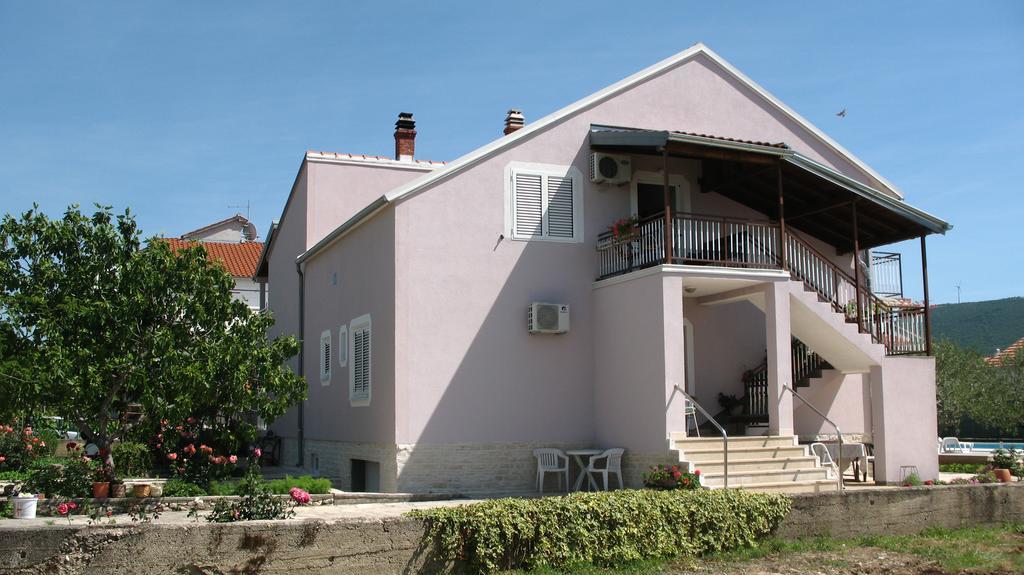 Hotel Krkahaus Lozovac Zewnętrze zdjęcie