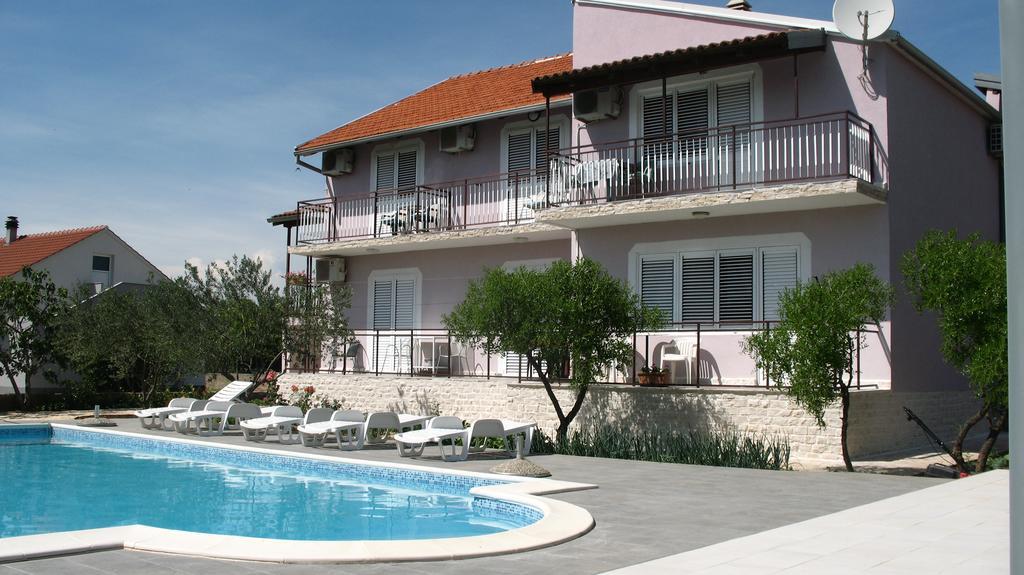 Hotel Krkahaus Lozovac Zewnętrze zdjęcie