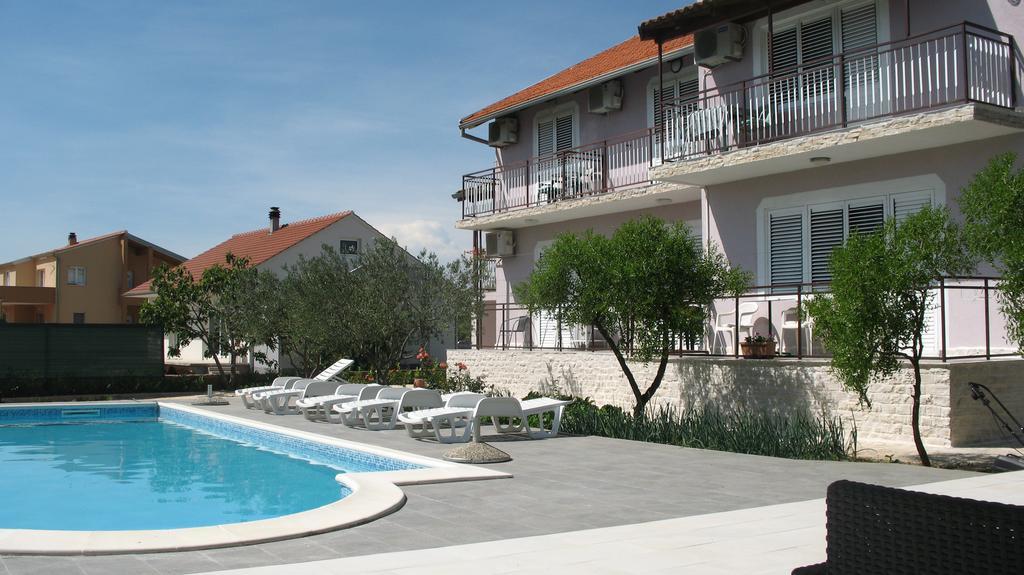 Hotel Krkahaus Lozovac Zewnętrze zdjęcie