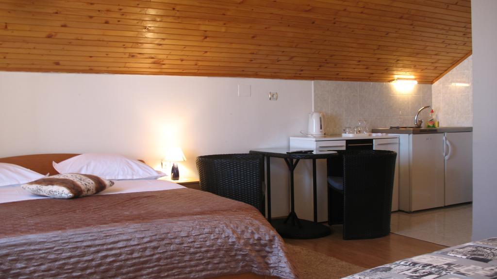 Hotel Krkahaus Lozovac Zewnętrze zdjęcie