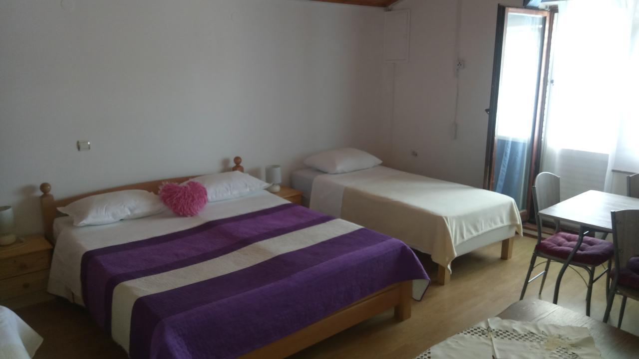 Hotel Krkahaus Lozovac Zewnętrze zdjęcie